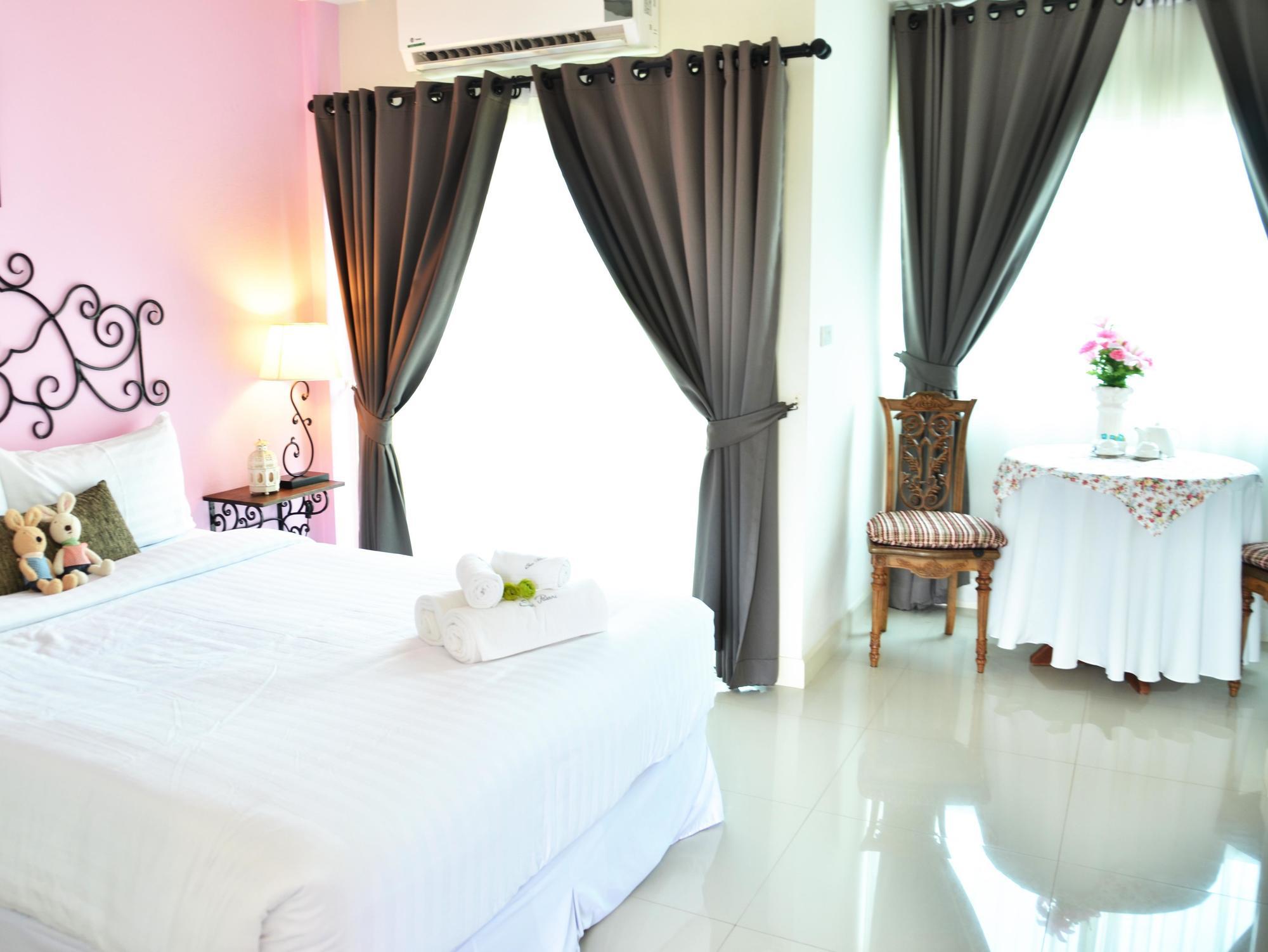 San Pareni Hotel Chiang Mai Exterior photo