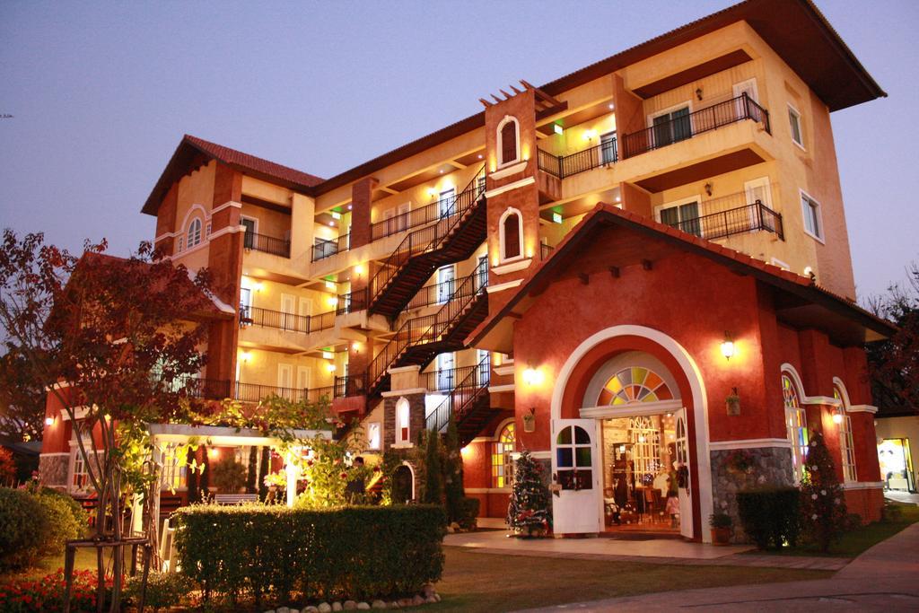 San Pareni Hotel Chiang Mai Exterior photo