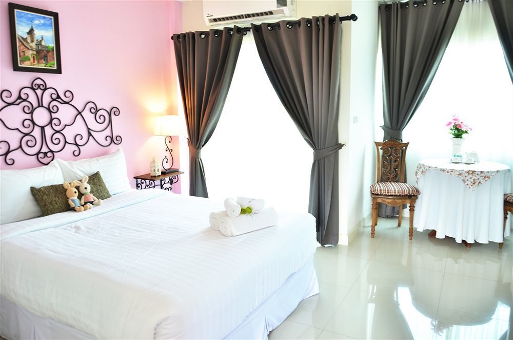 San Pareni Hotel Chiang Mai Exterior photo