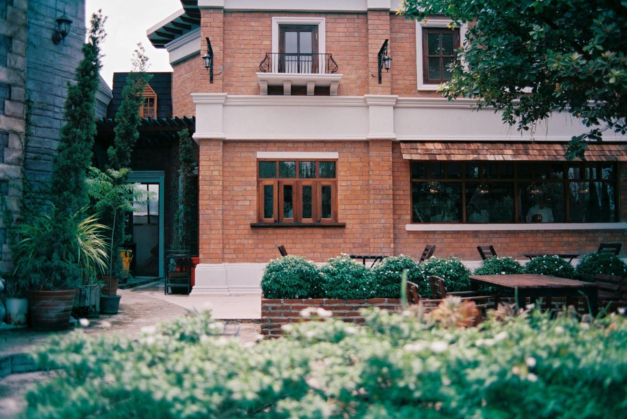 San Pareni Hotel Chiang Mai Exterior photo